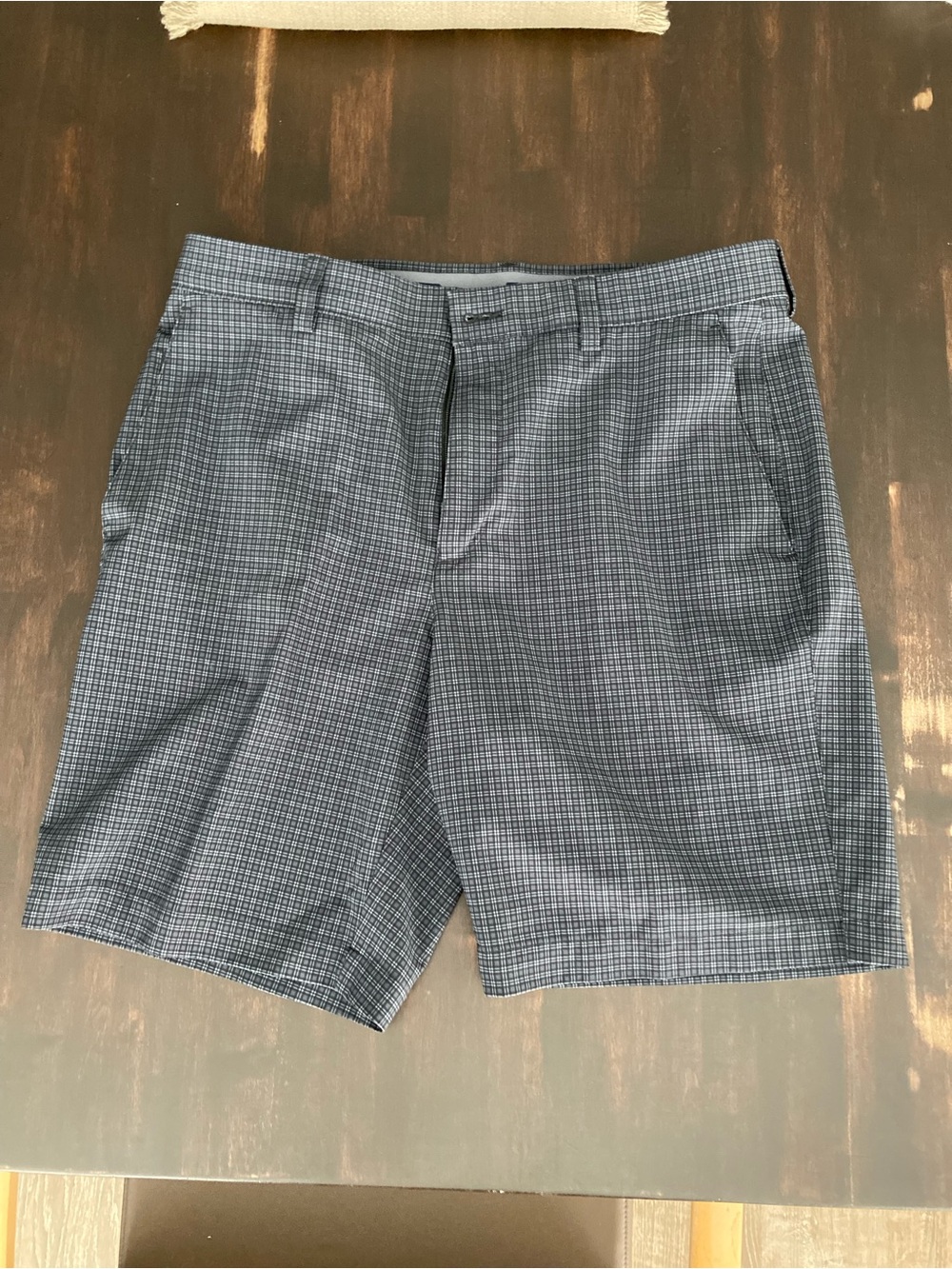 PGA Tour Men's Dark gray/black Micro-Check Flat-Front Shorts